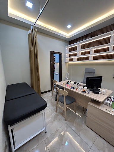 KLINIK UTAMA JENJAROM 24 JAM